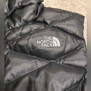 NWT Women’s North Face Aconcagua Vest, Size L